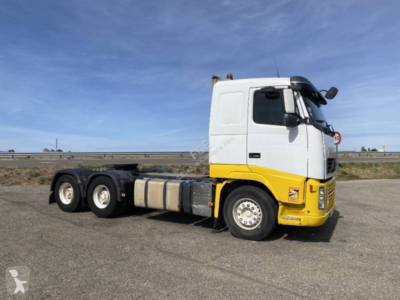 Cap tractor Volvo 580