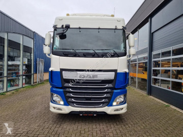 Cap tractor DAF