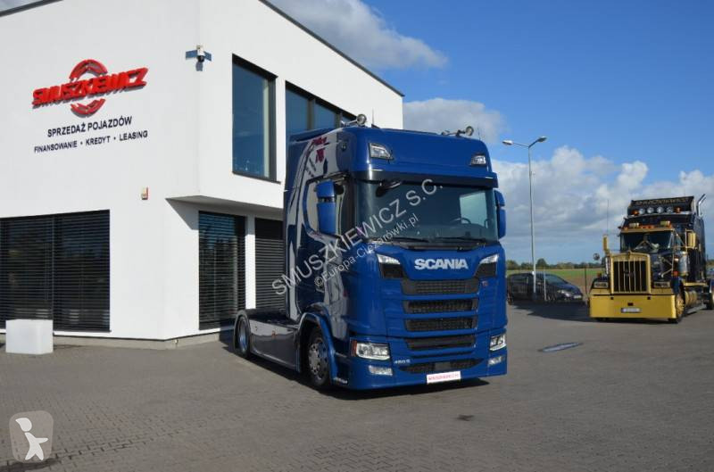 Ciągnik siodłowy Scania 460