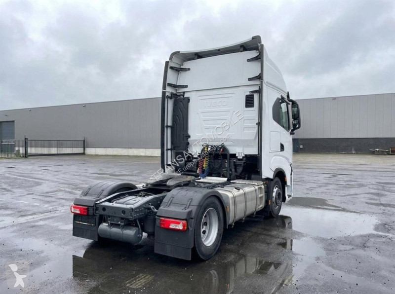Cap tractor Iveco AS440S43T S-way 4x2