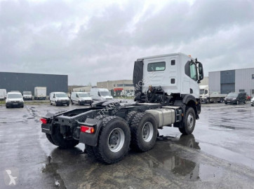 Cabeza tractora Iveco nueva