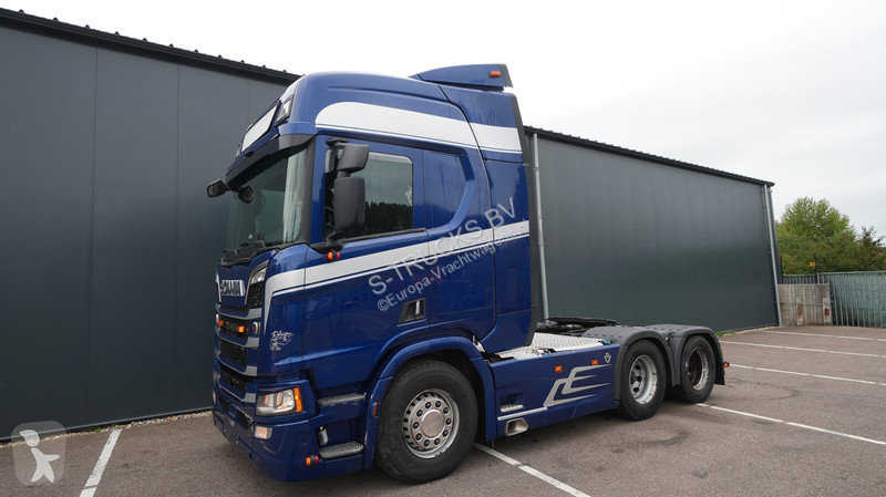 Tractor Scania 520 V8 6x2 tractor unit retarder