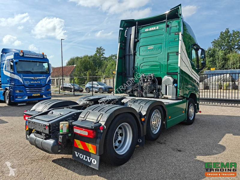 Cap tractor Volvo 460 6x2/4 GlobeTrotter Euro...