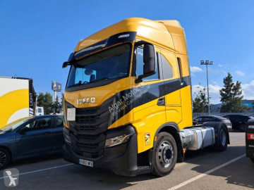 Ciągnik siodłowy Iveco