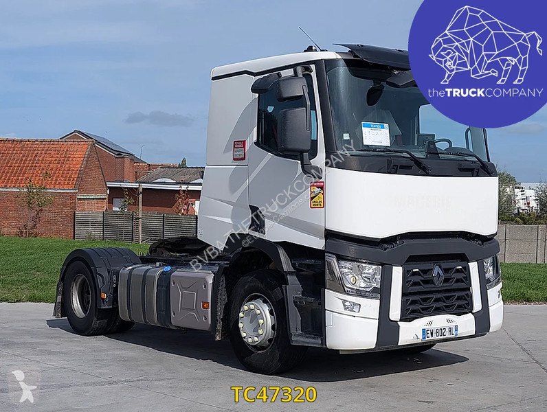 Cap tractor Renault T 440