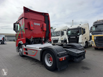 Tratores Mercedes