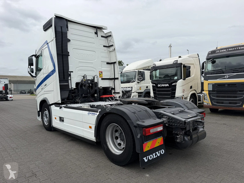 Cap tractor Volvo Globetrotter XL Euro 6