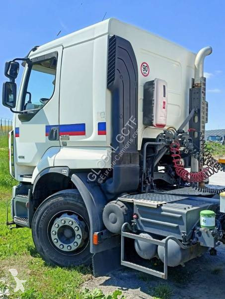 Cap tractor Renault 460.19