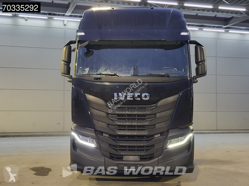 Тягач Iveco S-Way 510 S-Way 4X2 ACC Navi 80%...