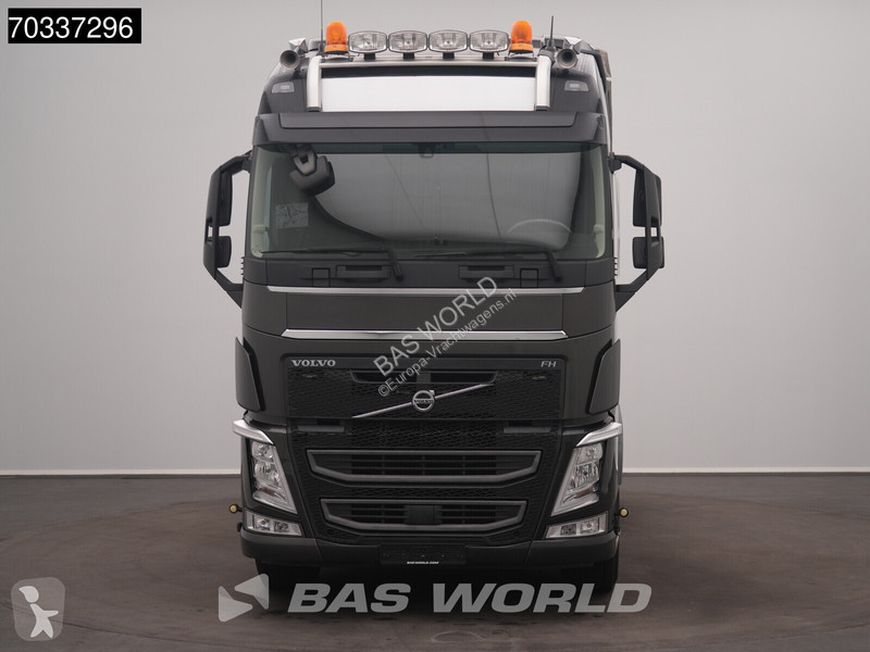 Tractor Volvo 500 6X2 Lift+Lenkachse 70% Tyres