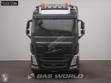 Cap tractor Volvo