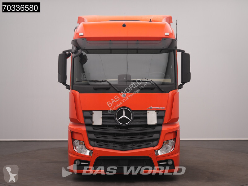 Ciągnik siodłowy Mercedes 1851 4X2 BigSpace...