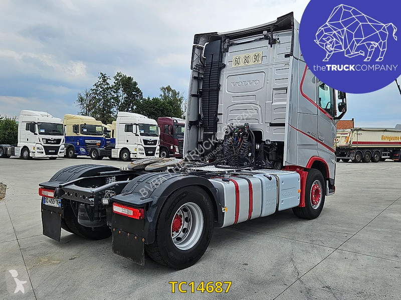 Traktor Volvo 500