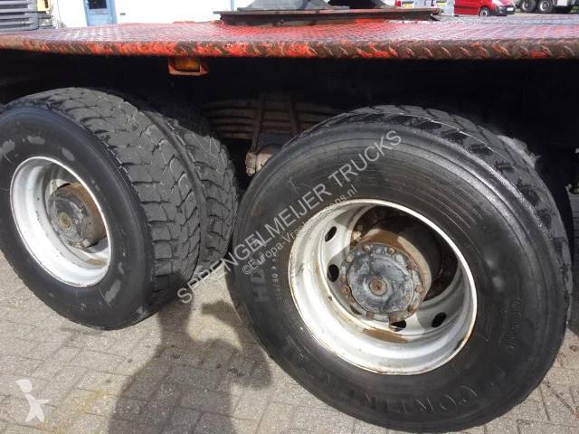Tractor MAN 33.460 manual fuel pump