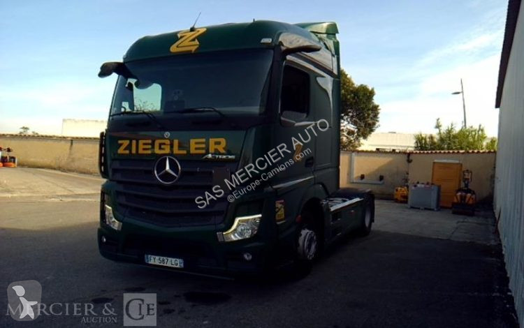 Tracteur Mercedes