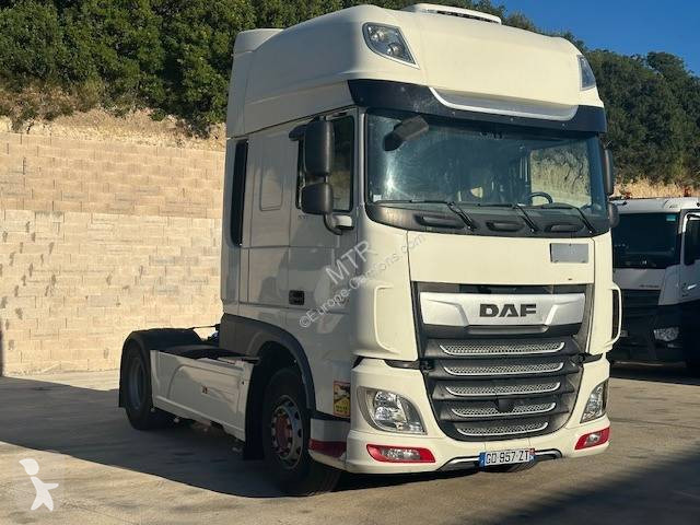 Тягач DAF 530