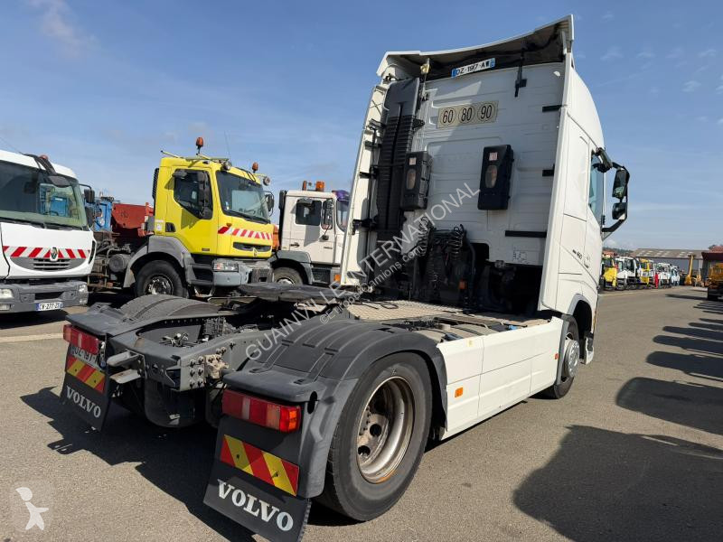Tratores Volvo 460