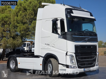Тягач Volvo