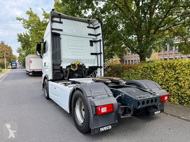 Traktor Iveco 510 Retarder / Euro6 d / 2 x Tank