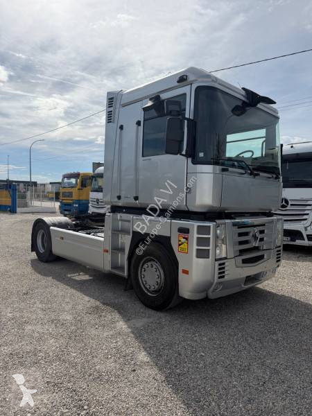 Traktor Renault 500 DXI