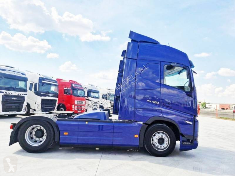 Cabeza tractora Volvo 460