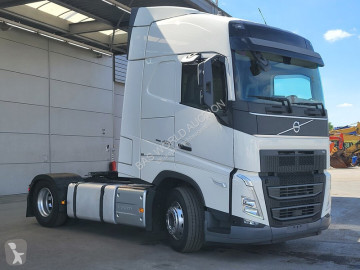 Traktor Volvo F6 FH FH 460