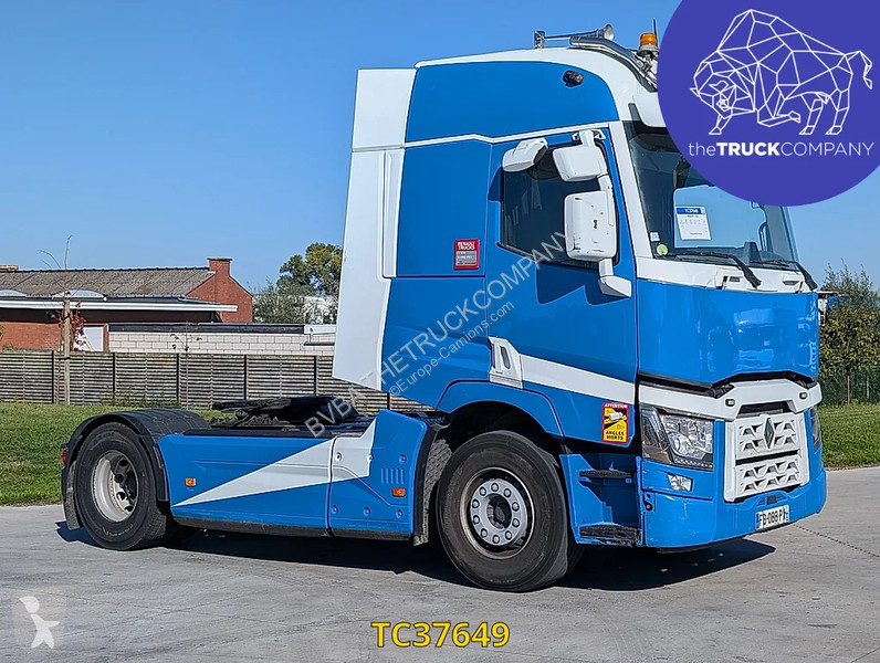 Traktor Renault T 520