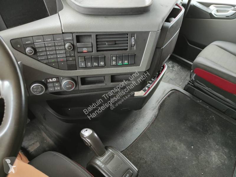 Cabeza tractora Volvo 500 Globetrotter XL
