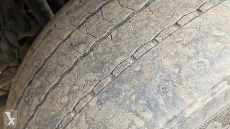 Cabeza tractora Renault 520