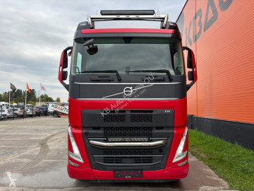 Cabeza tractora Volvo