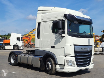 Cabeza tractora DAF