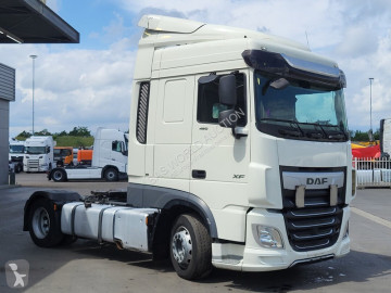 Cabeza tractora DAF