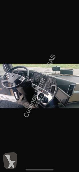 جرار Mercedes 1848 LS
