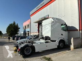 Cabeza tractora DAF