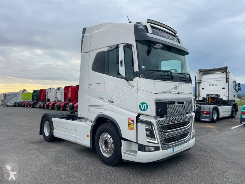 Cabeza tractora Volvo 750