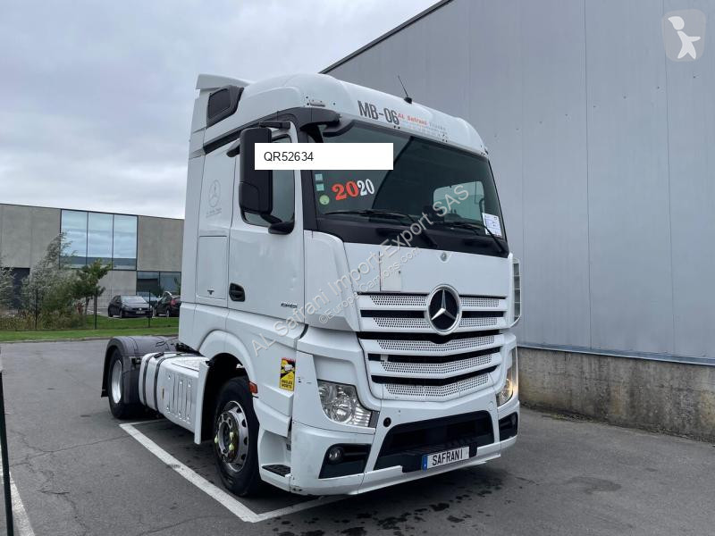 جرار Mercedes 1845