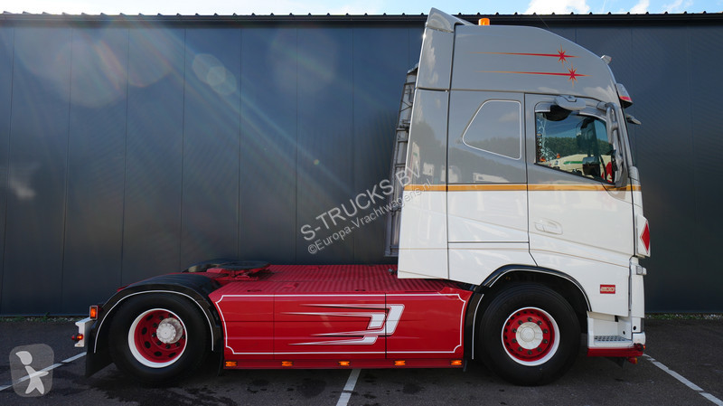 Traktor Volvo 500 ADR GLOBETROTTER SHOWTRUCK