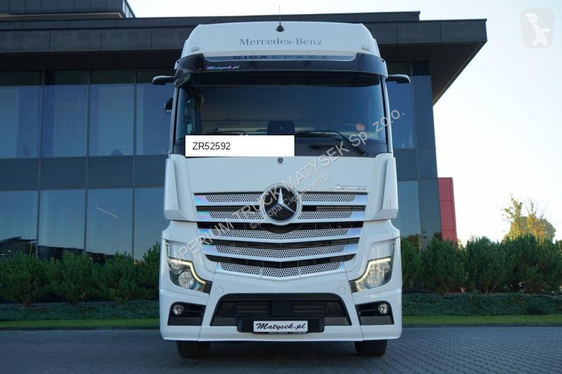 Влекач Mercedes ACTROS 18 48 / MP5 / GIGA SPACE...