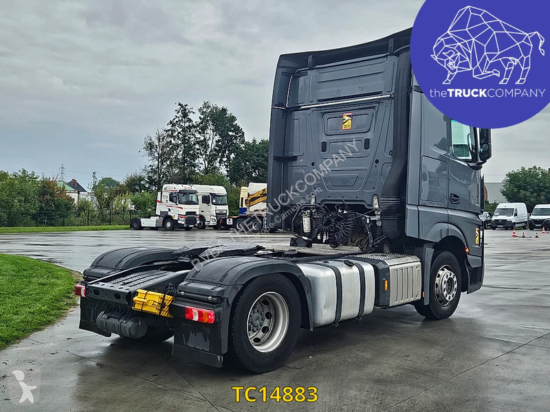 Tracteur Mercedes 1851