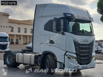 Tracteur produits dangereux / adr Iveco