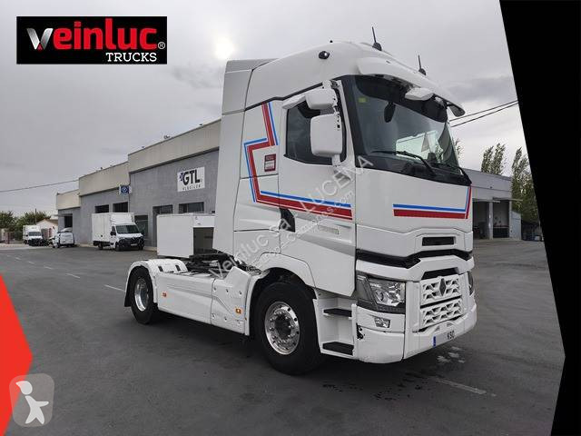 Renault 520 T4X2 E6 tractor unit