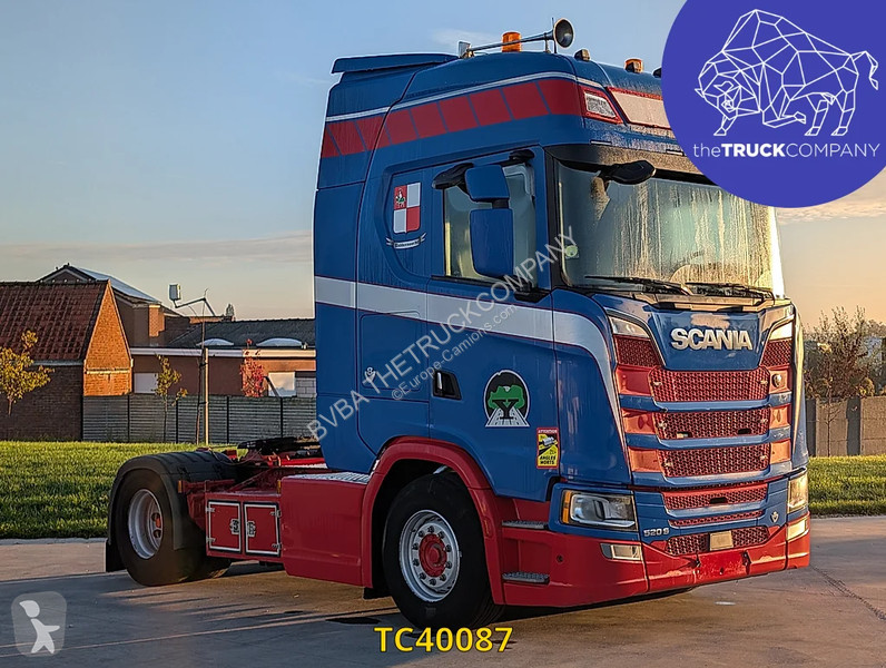 Scania 520 tractor unit