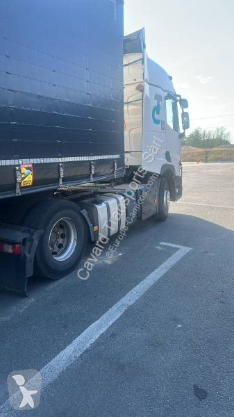 Traktor Renault 460