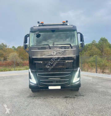 Cap tractor Volvo