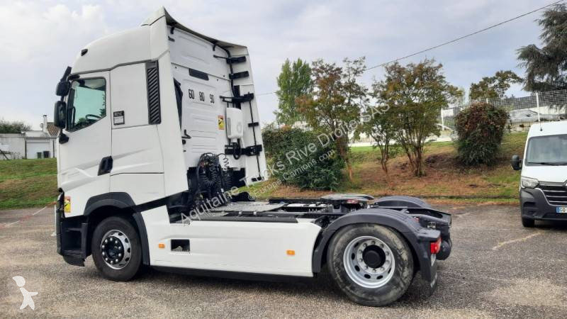 Renault 520 T4X2 E6 tractor unit