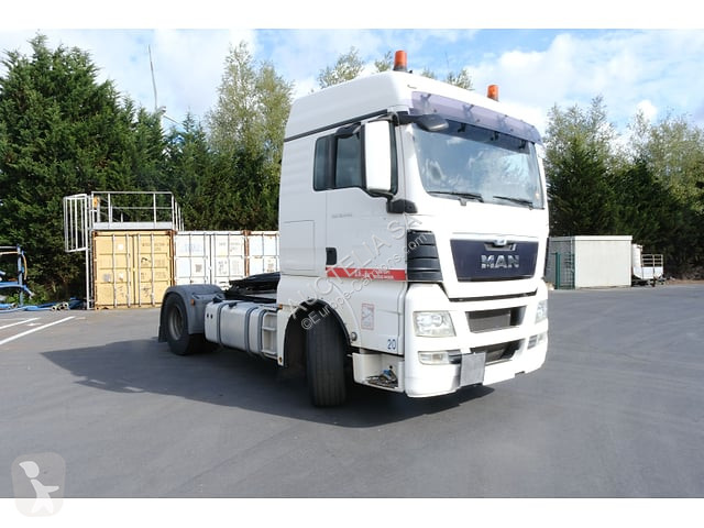 MAN TGX18.440 tractor unit