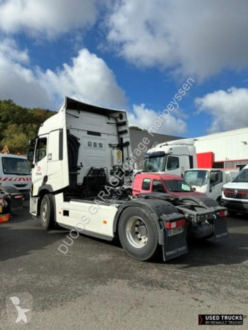 Renault tractor unit