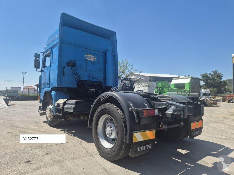 Traktor Volvo F12