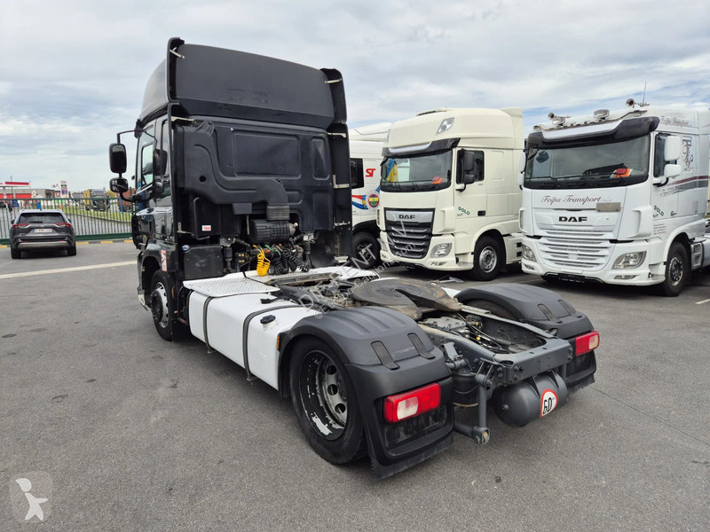 DAF 480 FT SPACE CAB LOW DECK tractor unit
