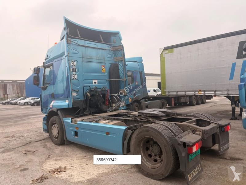 Renault 460 tractor unit